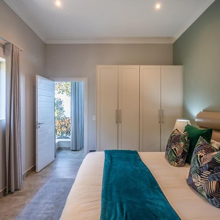 Seashore 2 Bedroom Luxury Unit - Breakwaters Haven Knysna Eksteriør billede
