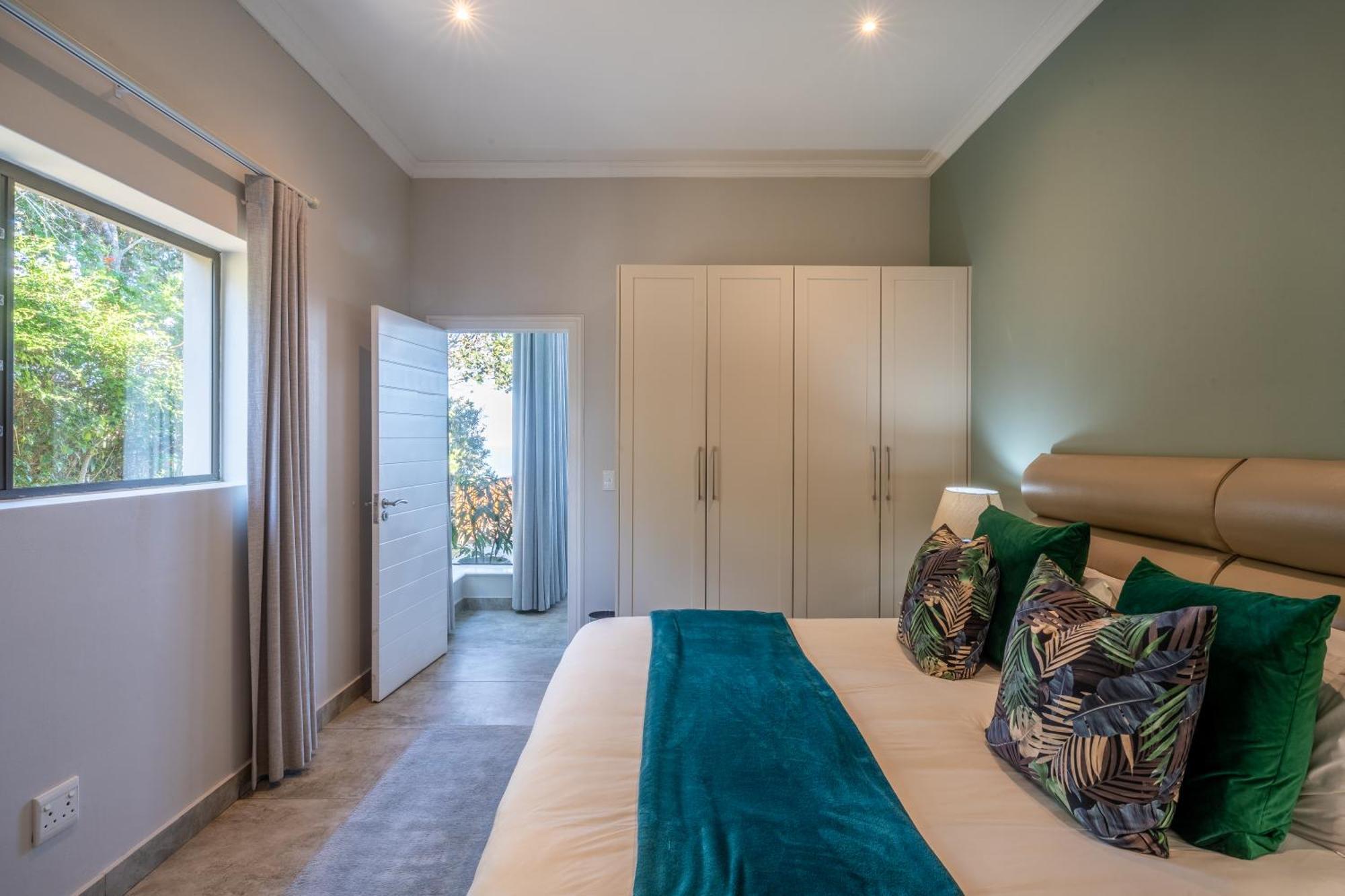 Seashore 2 Bedroom Luxury Unit - Breakwaters Haven Knysna Eksteriør billede